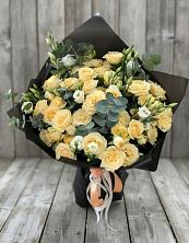 Букет цветов из:  Розы и Лизиантусы в Пучежи