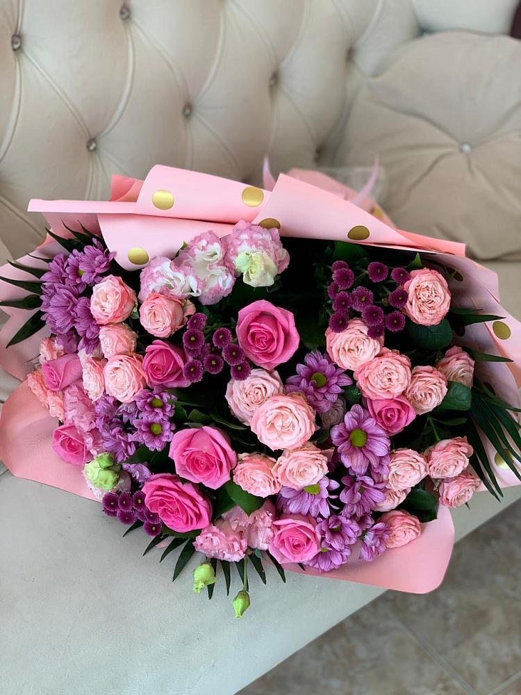 Букет цветов из: Хризантемы, Розы и Лизиантусы в Пучежи