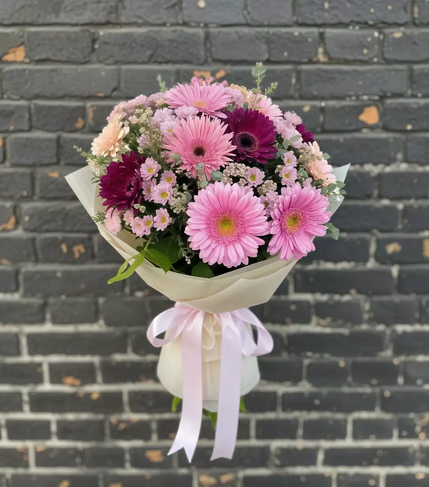 Букет цветов из: Герберы и Хризантемы в Пучежи