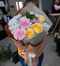 Букет цветов из:  Герберы, Розы и Хризантемы в Пучежи