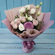Букет цветов из:  Розы и Лизиантусы в Пучежи