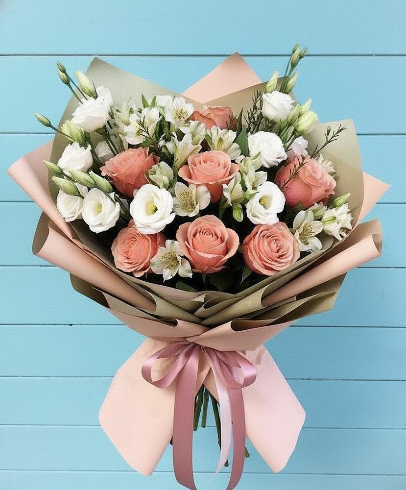 Букет цветов из: Розы, Альстромерии и Лизиантусы в Пучежи