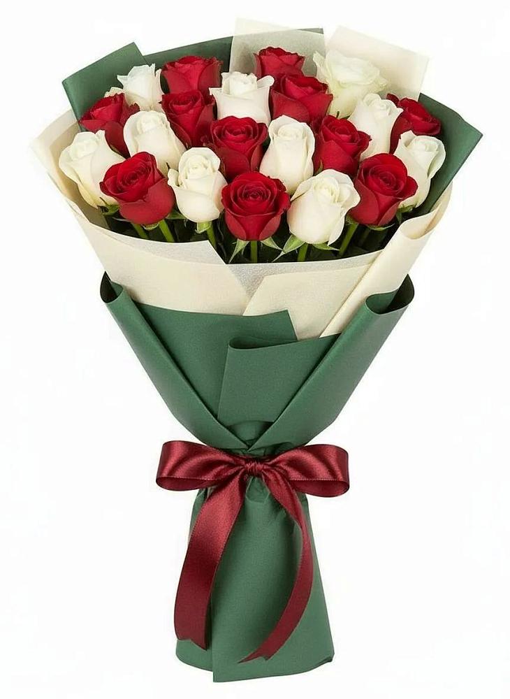 Букет Микс из красных и белых роз в Пучежи