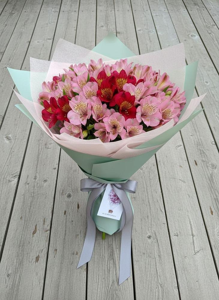 Букет цветов из: Альстромерии в Пучежи