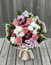 Букет цветов из:  Альстромерии, Гвоздики, Розы и Хризантемы в Пучежи