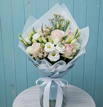 Букет цветов из:  Розы и Лизиантусы в Пучежи