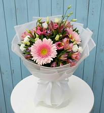 Букет цветов из:  Герберы, Альстромерии и Лизиантусы в Пучежи