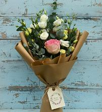Букет цветов из:  Розы и Лизиантусы в Пучежи