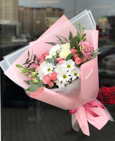 Букет цветов из: Розы, Лизиантусы и Хризантемы в Пучежи